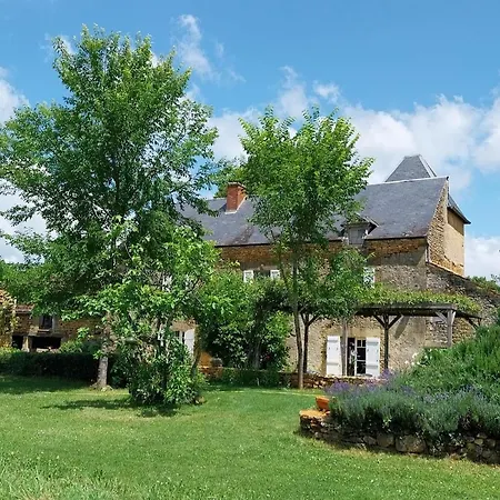La Geneste Un Dans La Campagne Sarladaise * Sainte-Nathalene