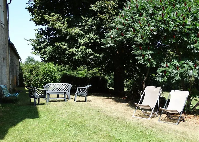 La Geneste Un Dans La Campagne Sarladaise Sainte-Nathalène