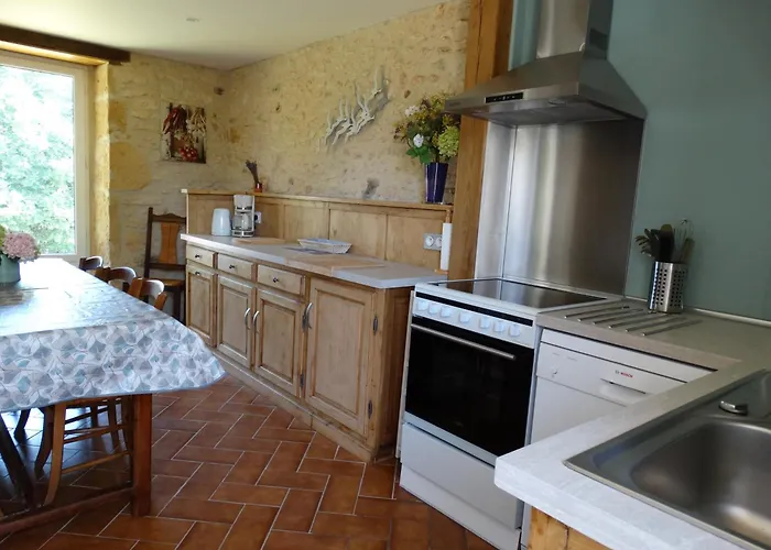 بيت للعطل La Geneste Un Dans La Campagne Sarladaise *